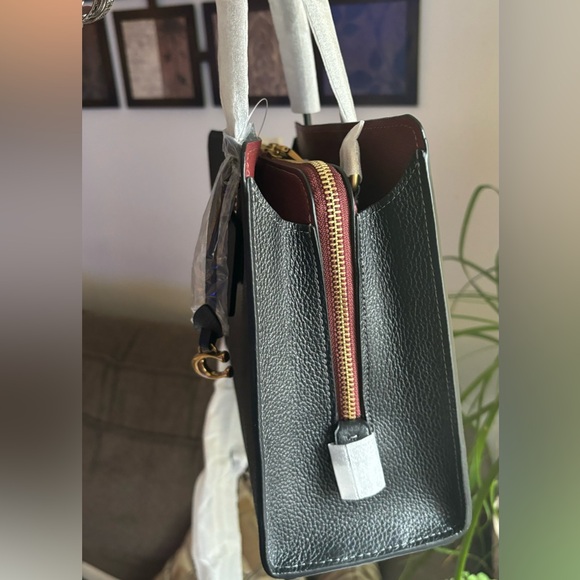 Authentic COACH 1941 pebbled leather 3 compartments 2way zip Satchel/Crosby - Picture 8 of 16